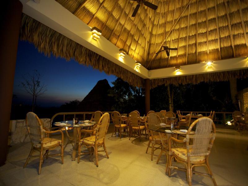 Camino Real Tikal‎ Hotel El Remate Bagian luar foto